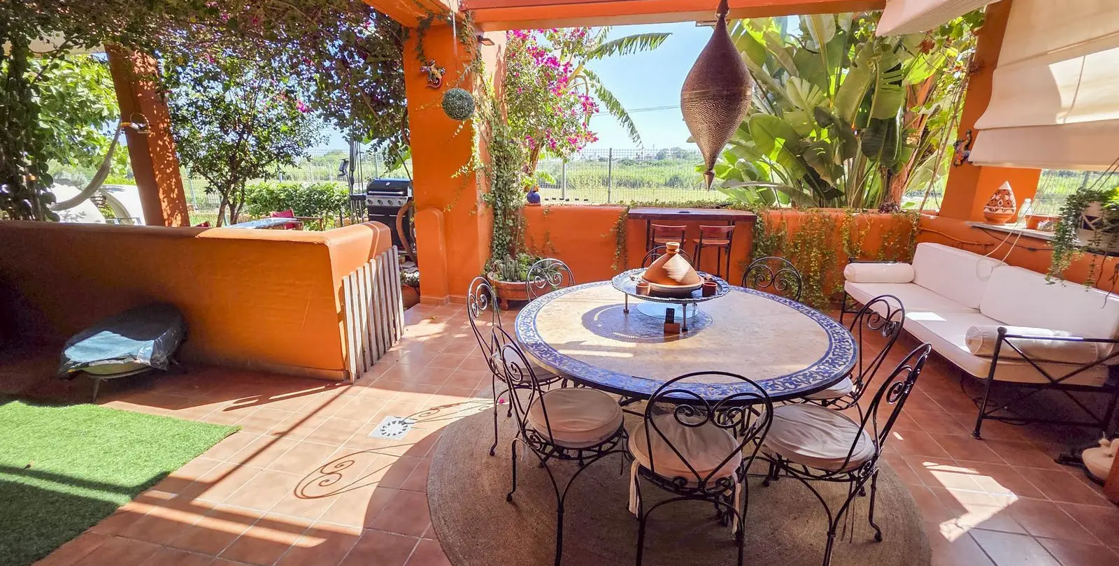 Venta de apartamento en planta baja en La Duquesa 7