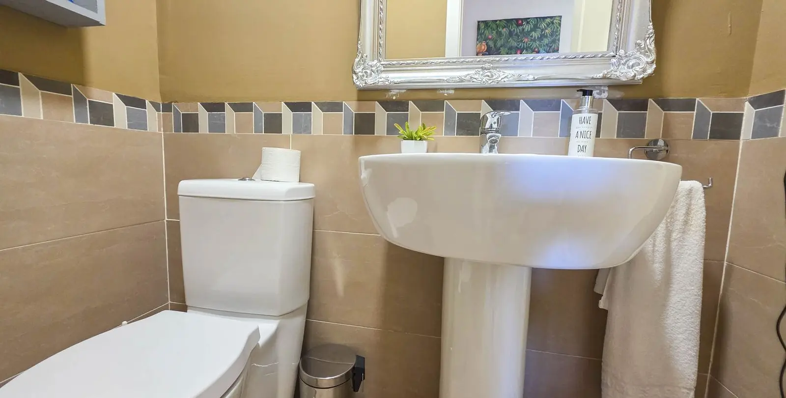Venta de apartamento en planta baja en La Duquesa 12