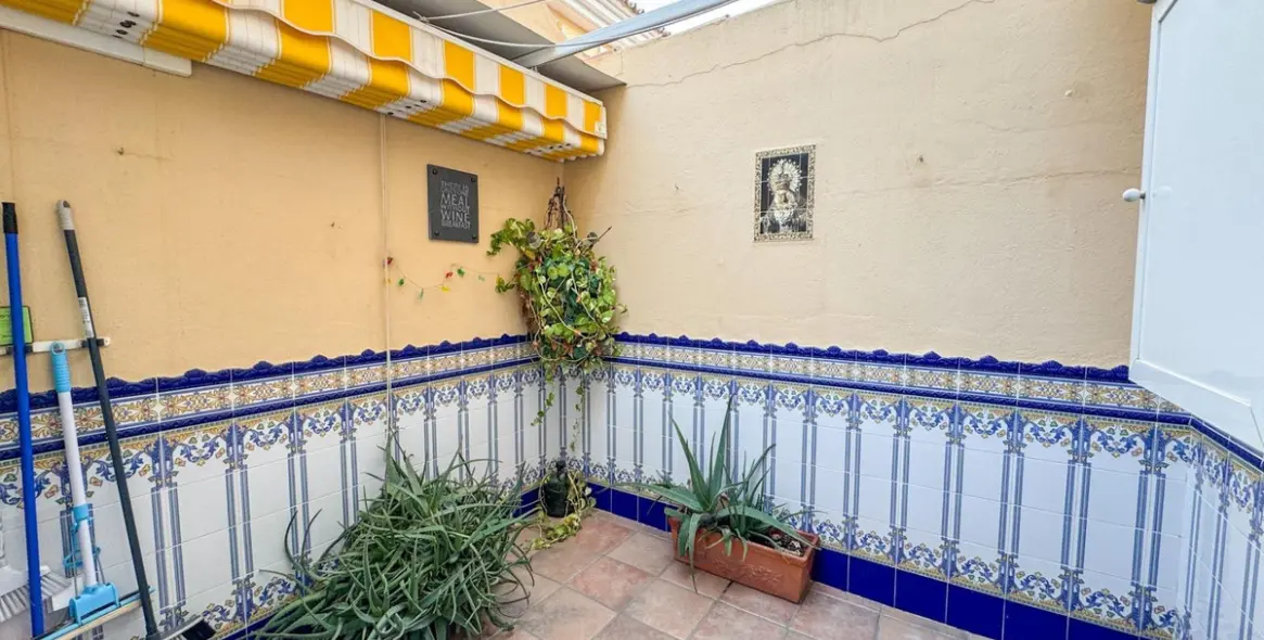 Продажа дома на две семьи в Guadalmar 7