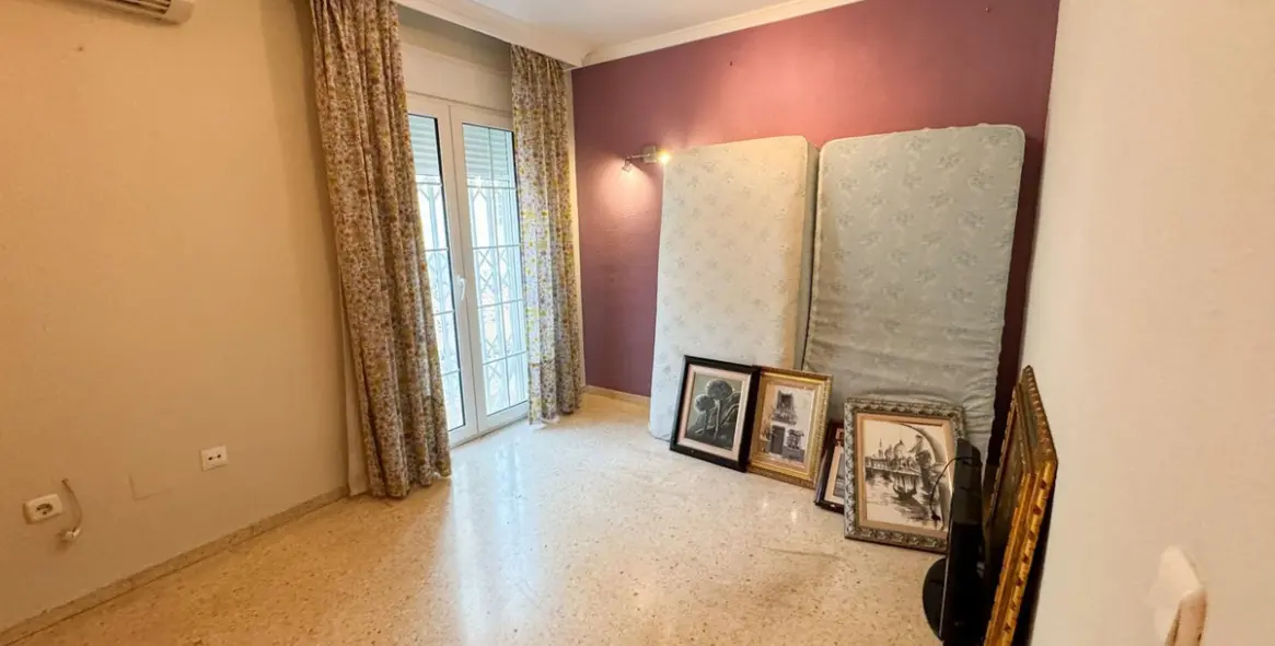 Продажа дома на две семьи в Guadalmar 20