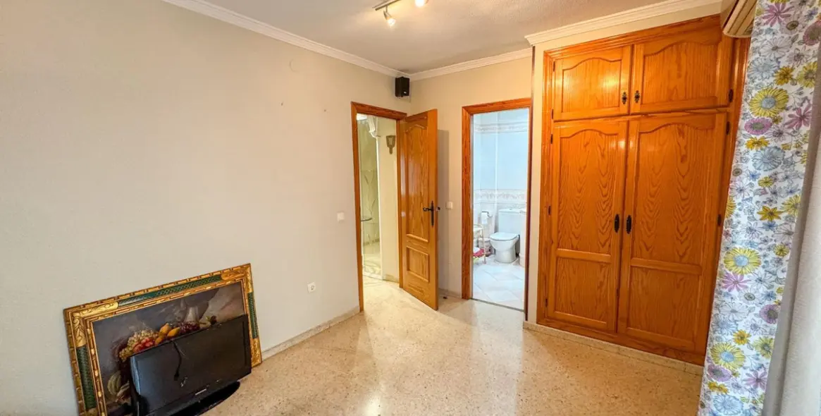 Sale of semi-detached house in Guadalmar 22