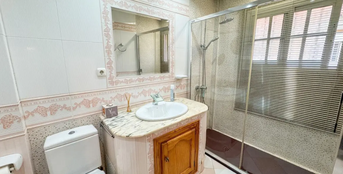 Sale of semi-detached house in Guadalmar 24