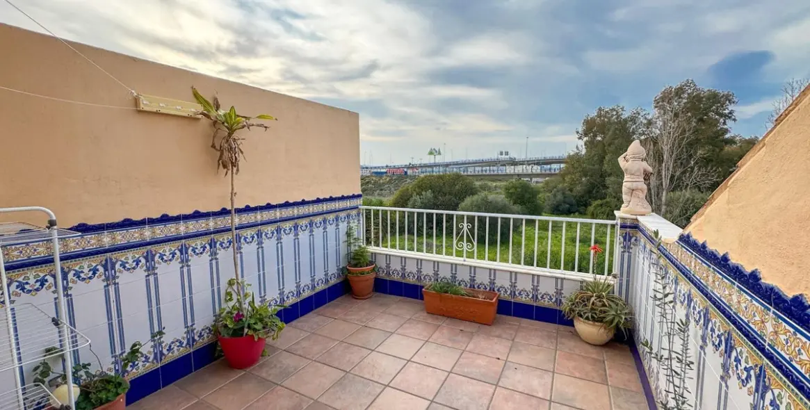 Sale of semi-detached house in Guadalmar 33