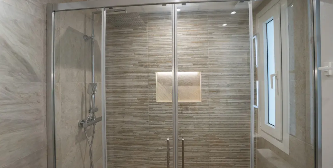 Sale of middle floor apartment in Marbella 22