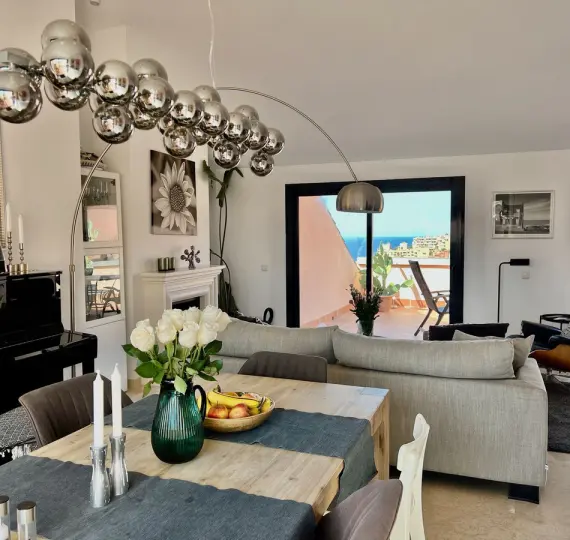 Sale of penthouse duplex in Calahonda