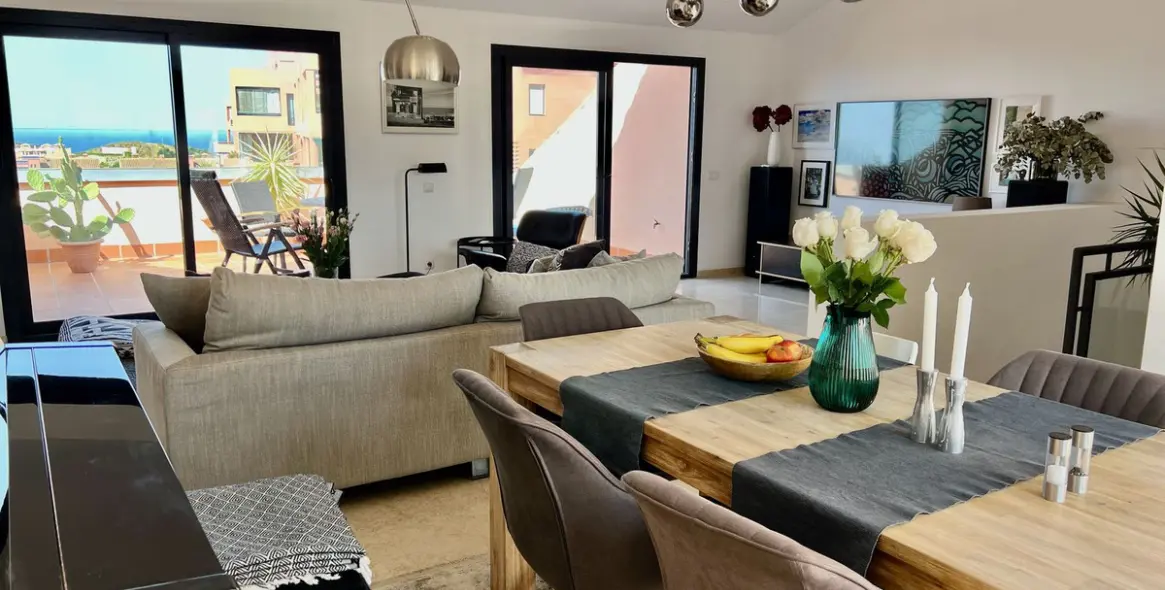 Sale of penthouse duplex in Calahonda 5