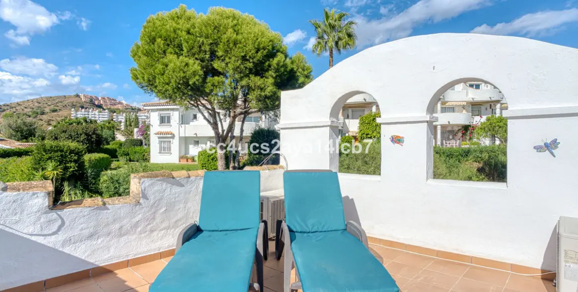 Продажа таунхауса в Calahonda 20