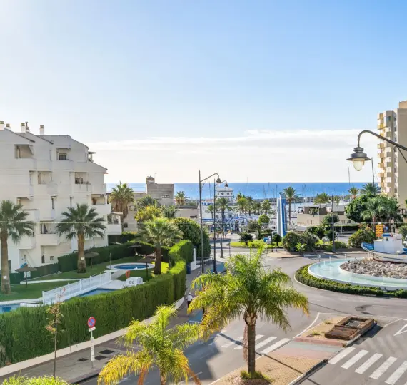 Middle floor apartment R5217547