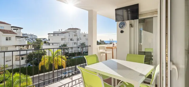 Middle floor apartment R5217547 4