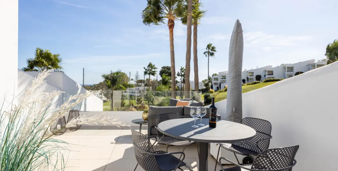 Продажа апартаментов на среднем этаже в Nueva Andalucía 17