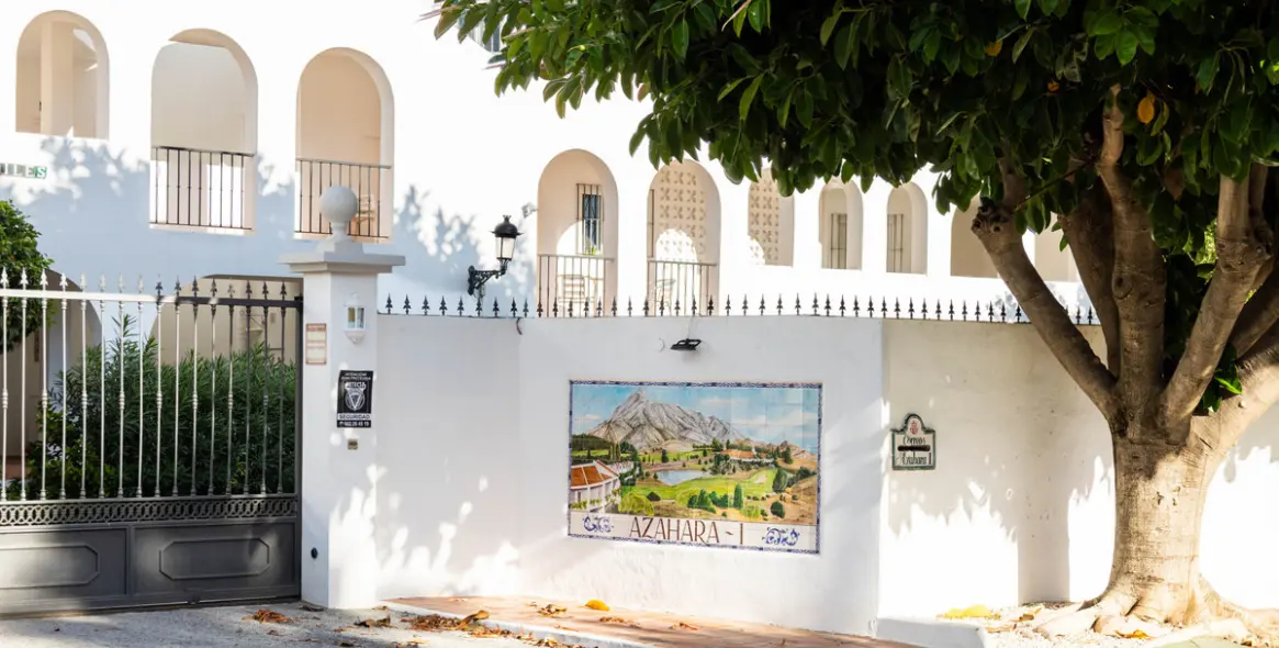 Sale of middle floor apartment in Nueva Andalucía 27