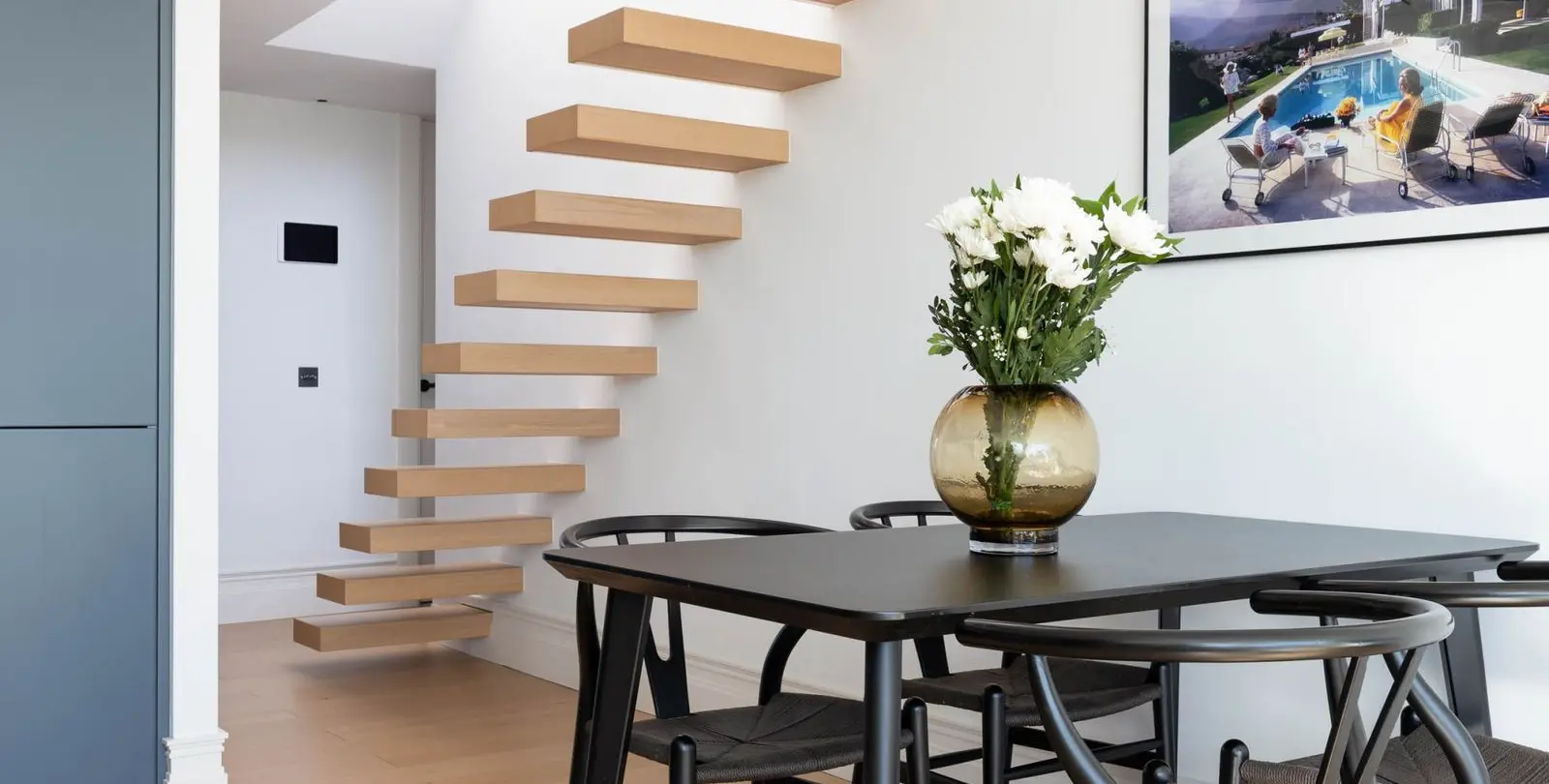 Sale of middle floor apartment in Nueva Andalucía 10