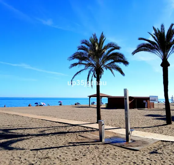 Middle floor apartment R5230171