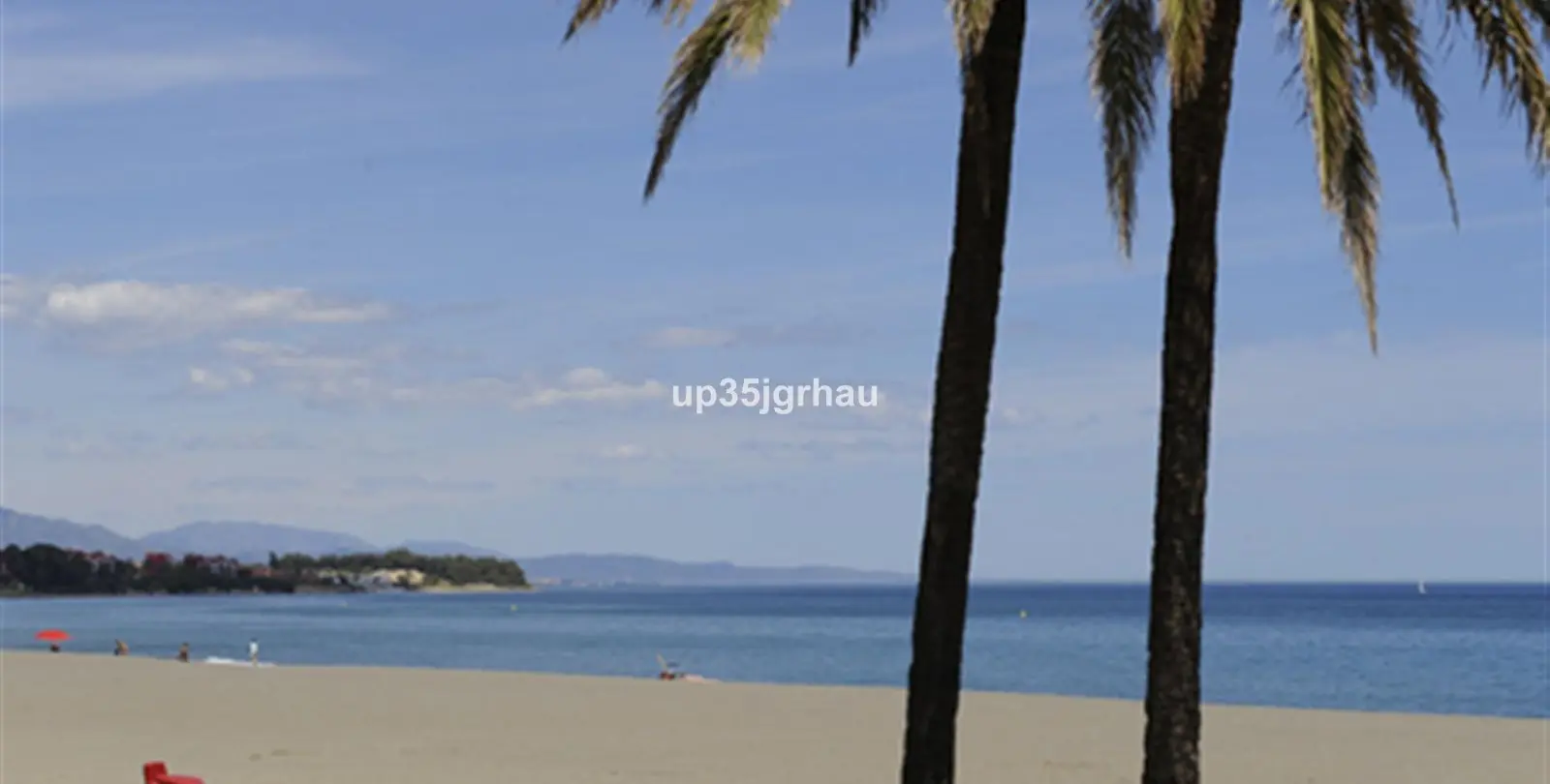 Sale of middle floor apartment in Estepona 23