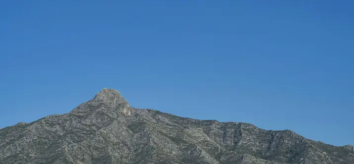 Продажа апартаментов на среднем этаже в Marbella 2