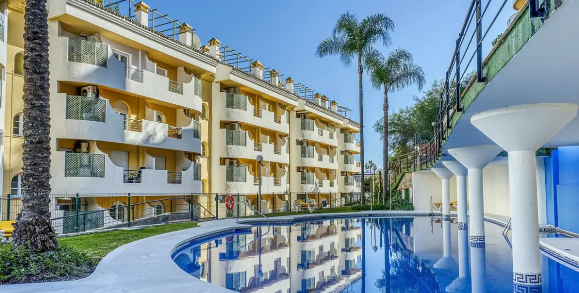 Продажа апартаментов на среднем этаже в Marbella 5