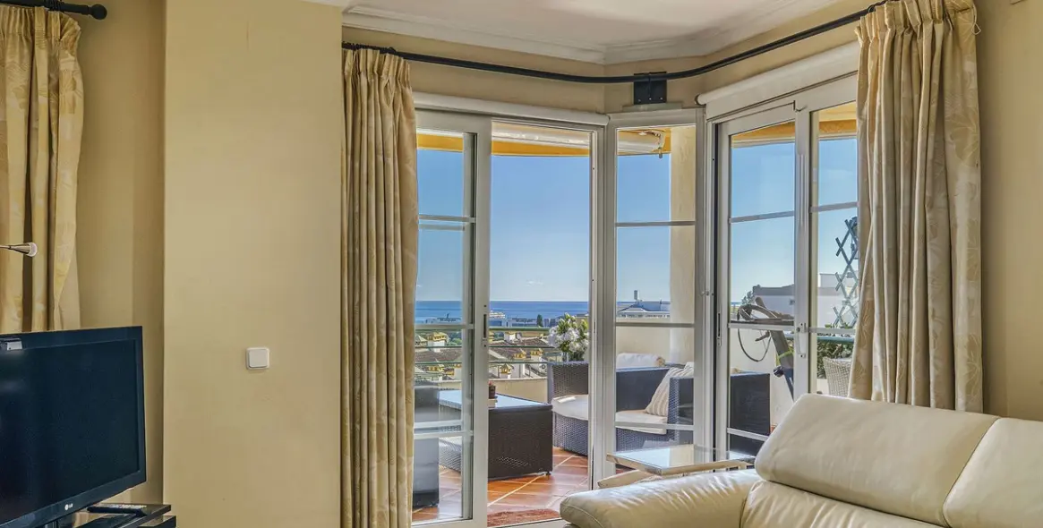 Продажа апартаментов на среднем этаже в Marbella 13