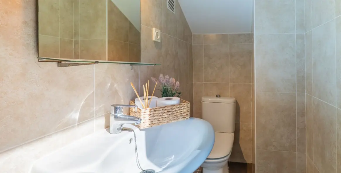 Sale of detached villa in Benalmadena 16