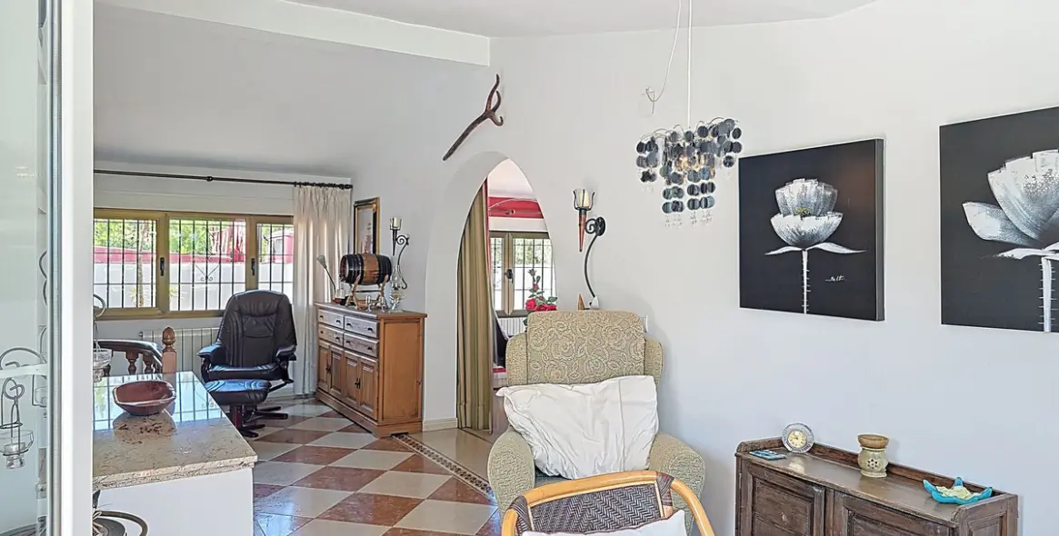 Продажа  отдельно стоящей виллы в Cómpeta 9