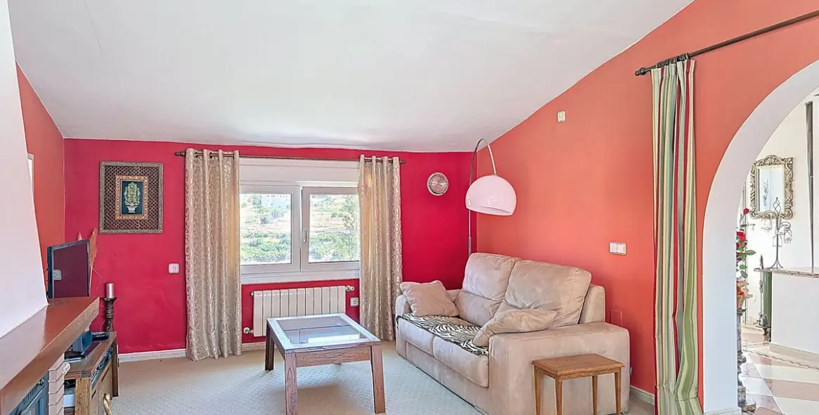 Продажа  отдельно стоящей виллы в Cómpeta 14