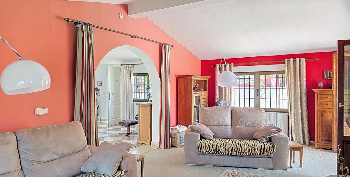 Продажа  отдельно стоящей виллы в Cómpeta 15