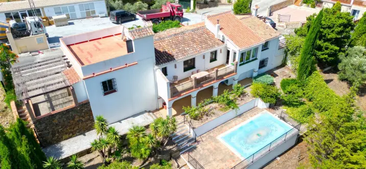 Venta de villa independiente en Cómpeta 0