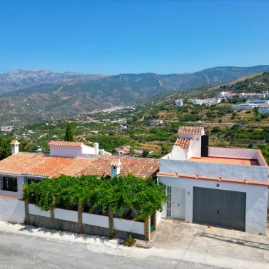 Venta de villa independiente en Cómpeta