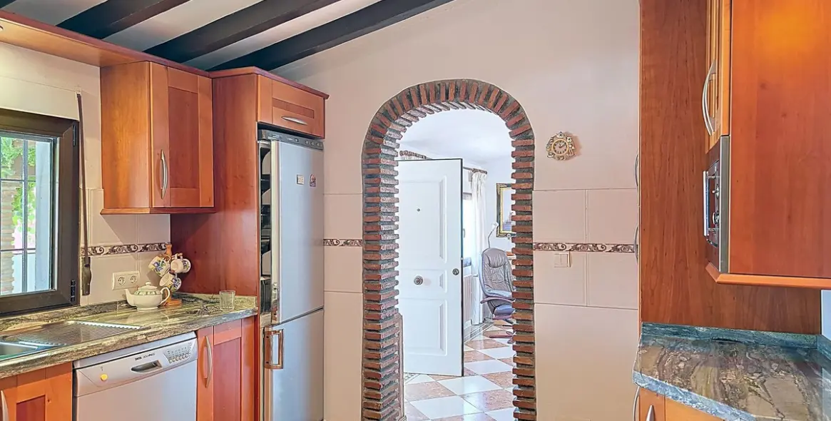 Продажа  отдельно стоящей виллы в Cómpeta 19