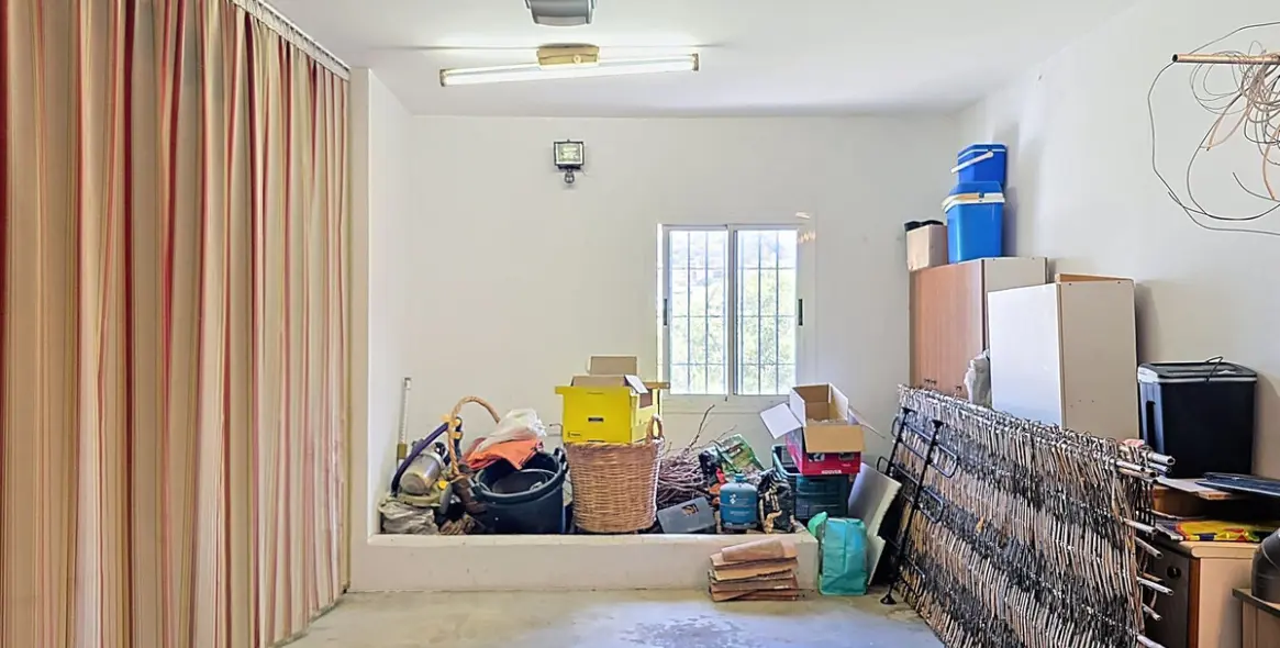 Sale of detached villa in Cómpeta 35