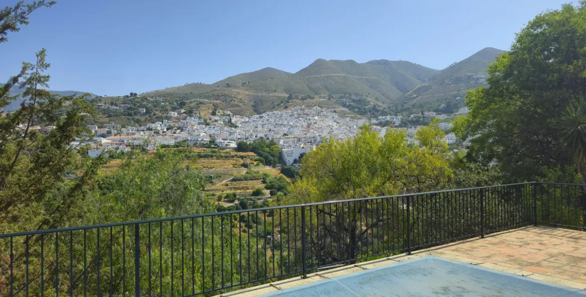 Sale of detached villa in Cómpeta 40