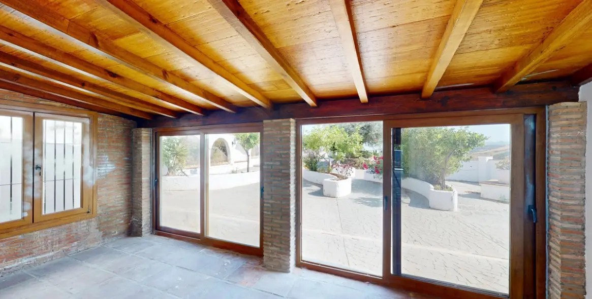 Продажа  отдельно стоящей виллы в La Viñuela 29