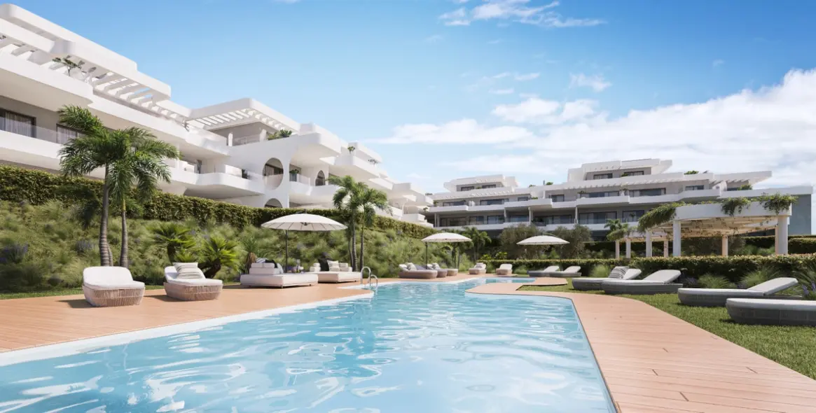 Sale of ground floor apartment in Estepona 1