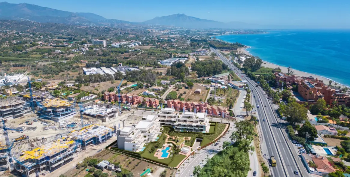 Sale of ground floor apartment in Estepona 7