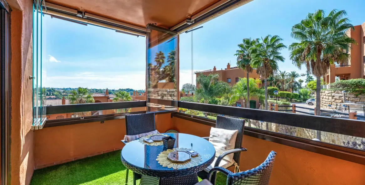 Продажа апартаментов на среднем этаже в Benahavís 8