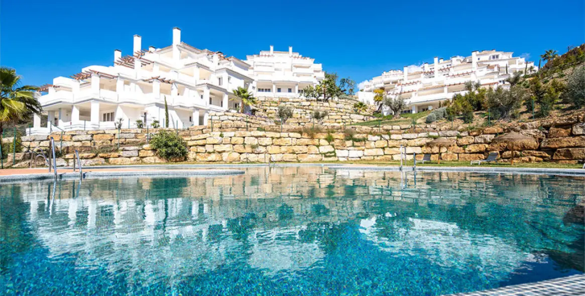 Sale of ground floor apartment in Marbella 1