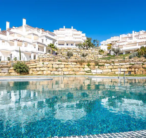 Sale of ground floor apartment in Marbella