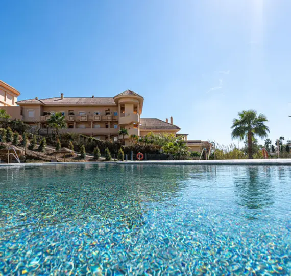 Sale of ground floor apartment in Marbella