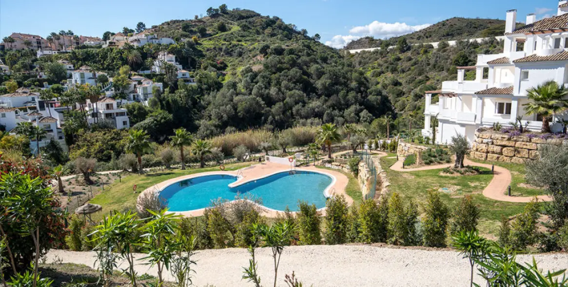 Продажа апартаментов на первом этаже в Marbella 24