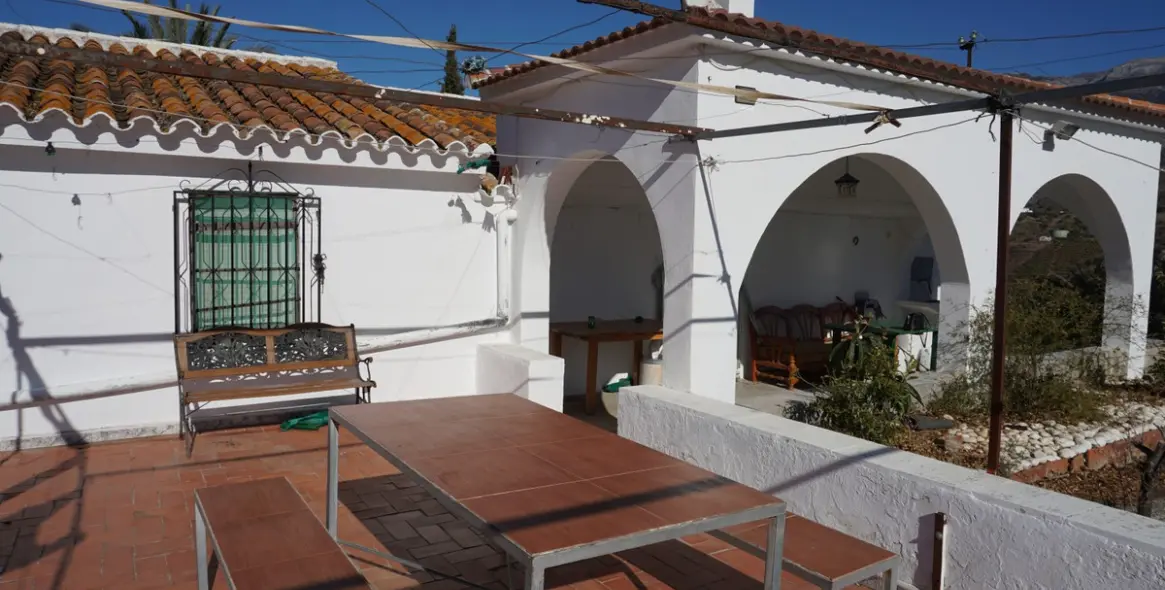 Продажа финки в La Viñuela 3