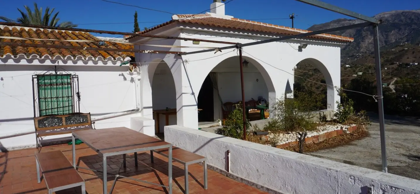 Продажа финки в La Viñuela 1