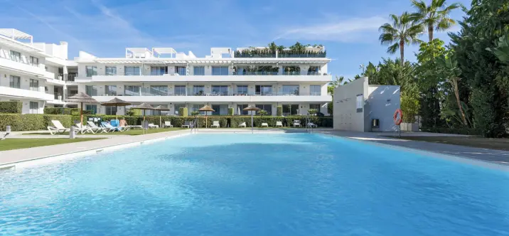 Middle floor apartment R5137900 0