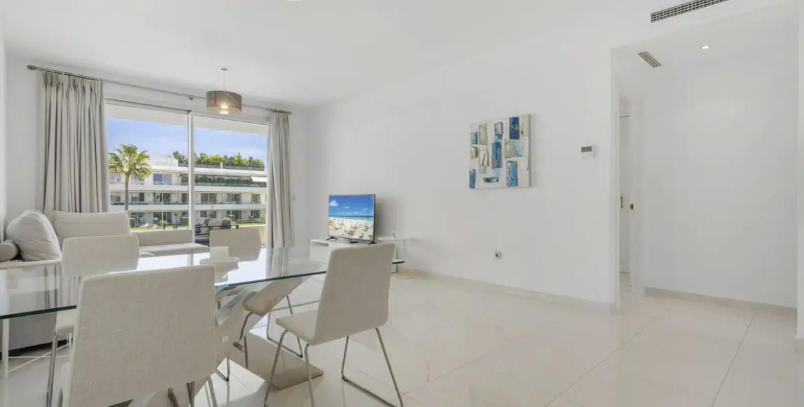 Продажа апартаментов на среднем этаже в Estepona (район Estepona) 4