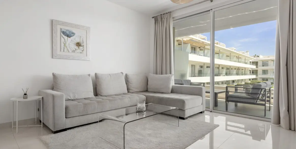 Продажа апартаментов на среднем этаже в Estepona (район Estepona) 7