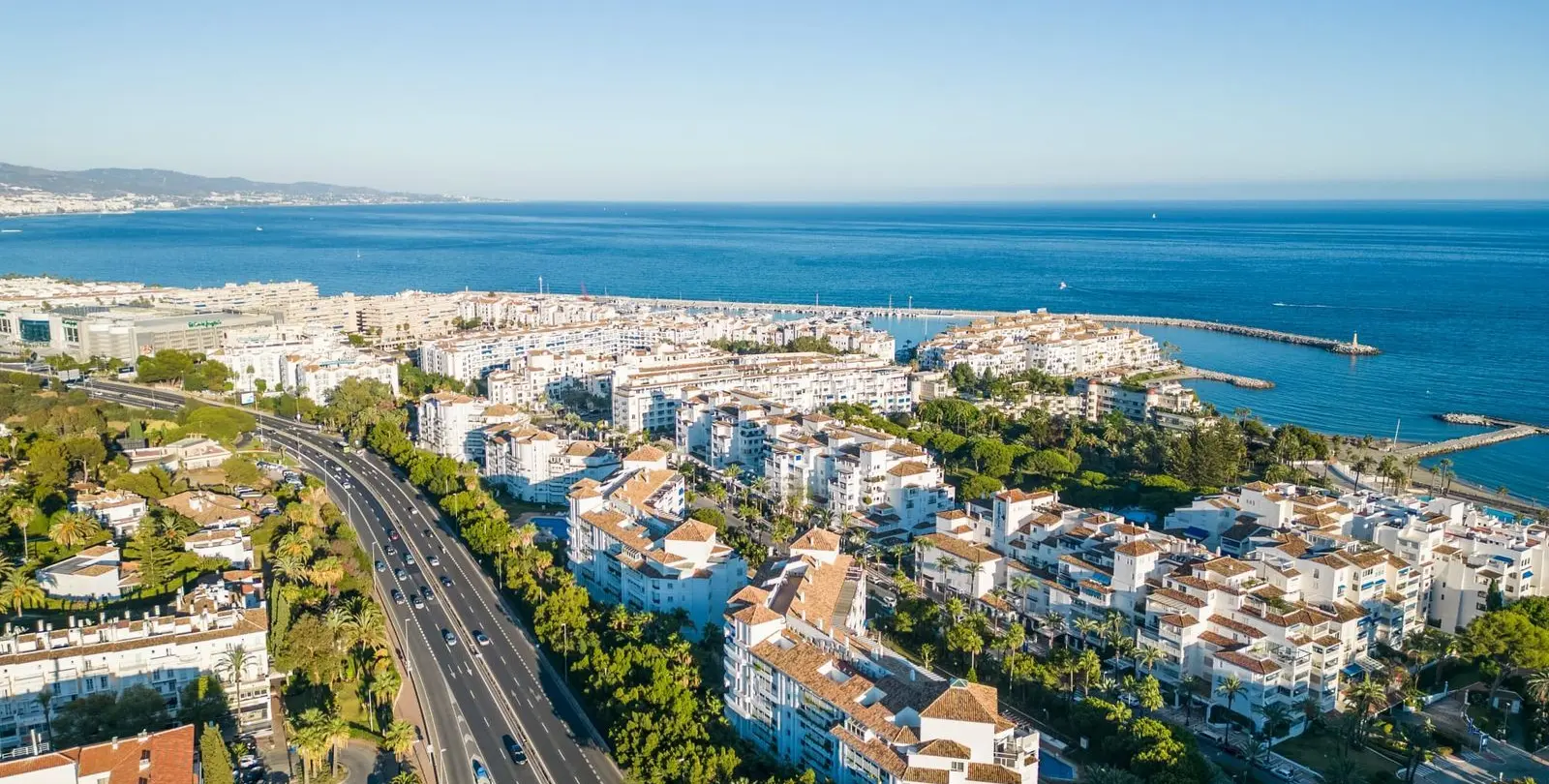 Sale of middle floor apartment in Nueva Andalucía 20