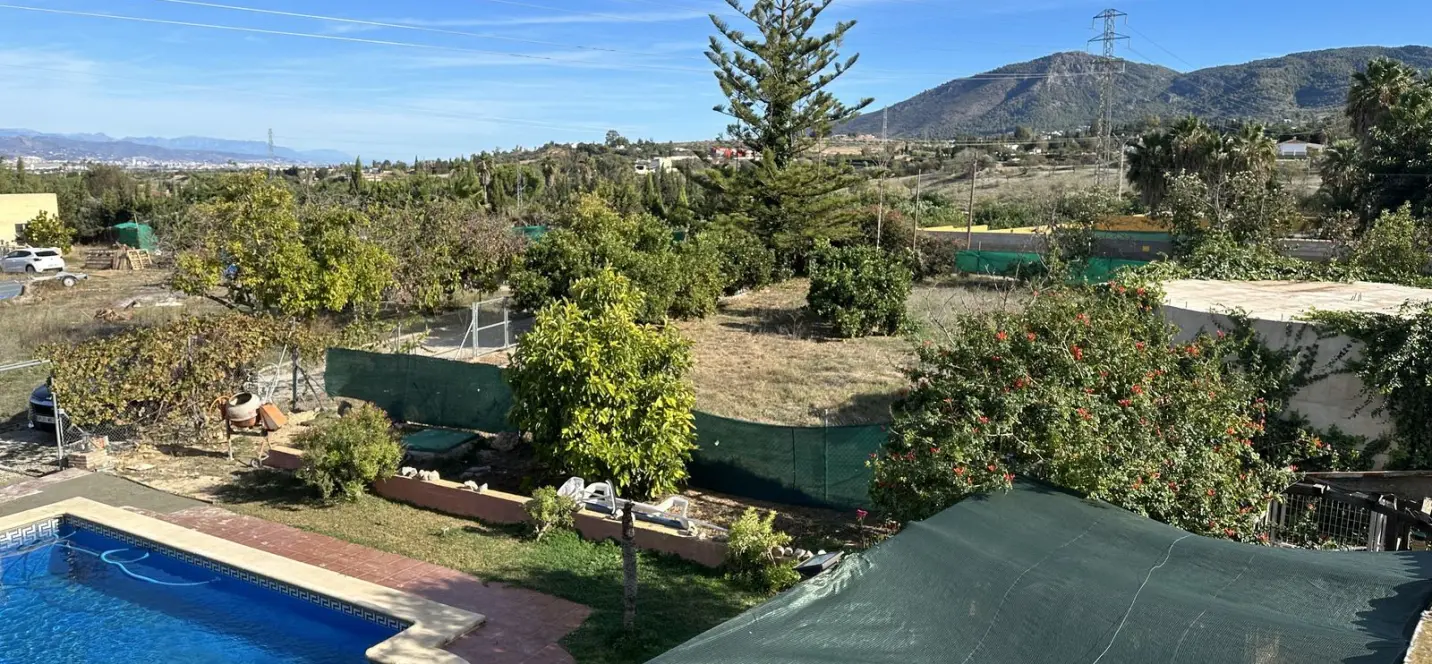 Продажа финки в Alhaurín de la Torre 0