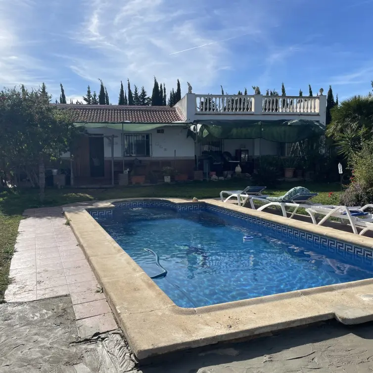 Продажа финки в Alhaurín de la Torre