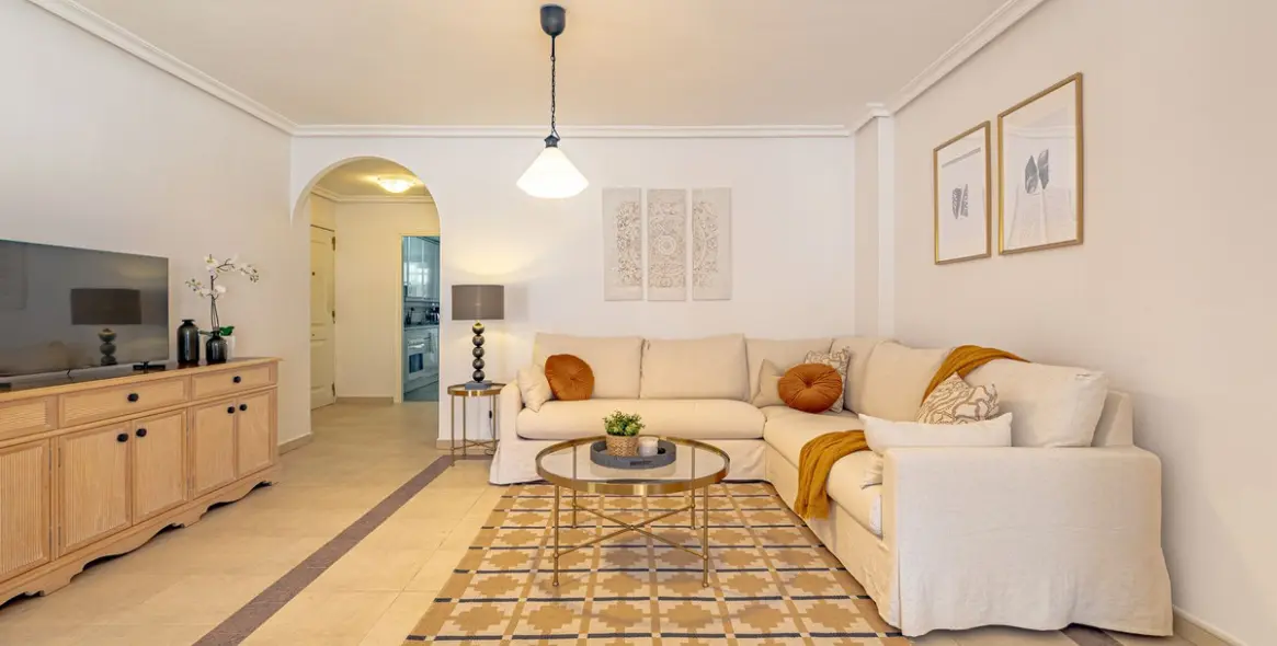 Продажа апартаментов на среднем этаже в Nueva Andalucía 9