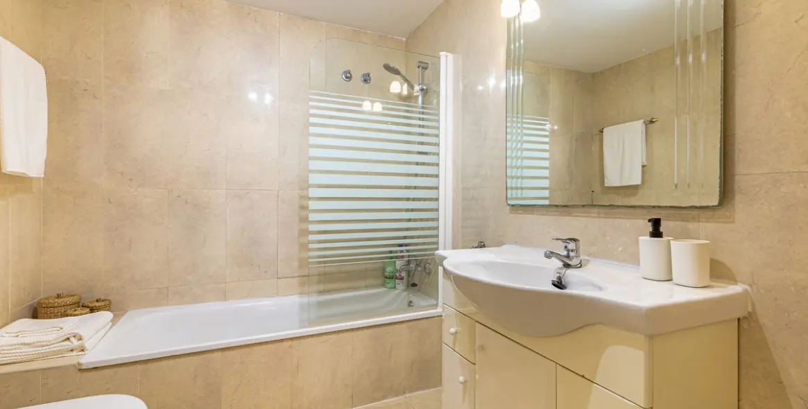 Продажа апартаментов на среднем этаже в Nueva Andalucía 17