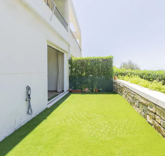 Sale of duplex in Altos de los Monteros