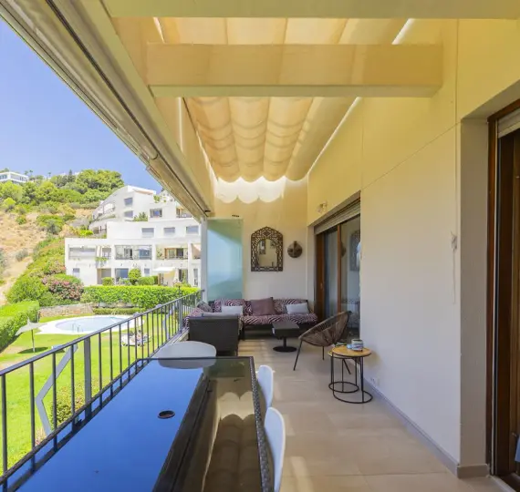 Sale of duplex in Altos de los Monteros